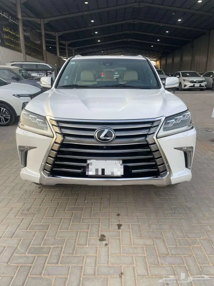 لكزس LX -570 سعودي 2017 فل كامل 1