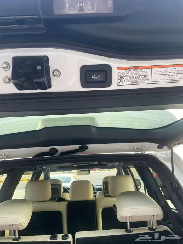لكزس LX -570 سعودي 2017 فل كامل 11
