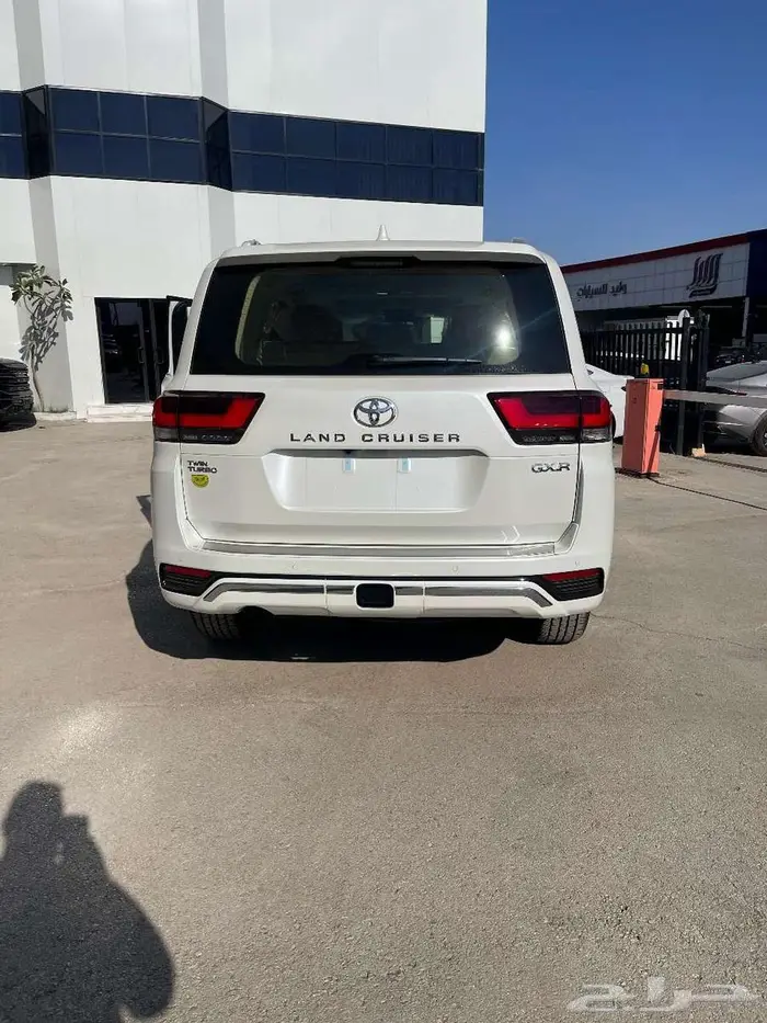 لاند كرورز GXR3 كااش اقل سعر واقساط ونظام 50 50 جميع البنوك 4
