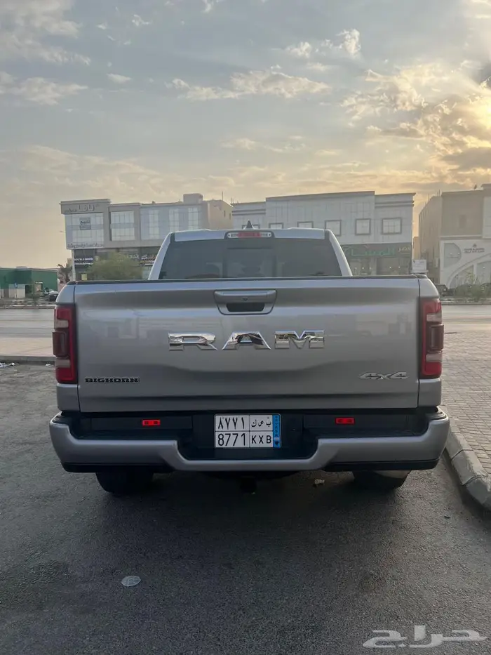 دودج رام بق هورن 1500 سبورت 9