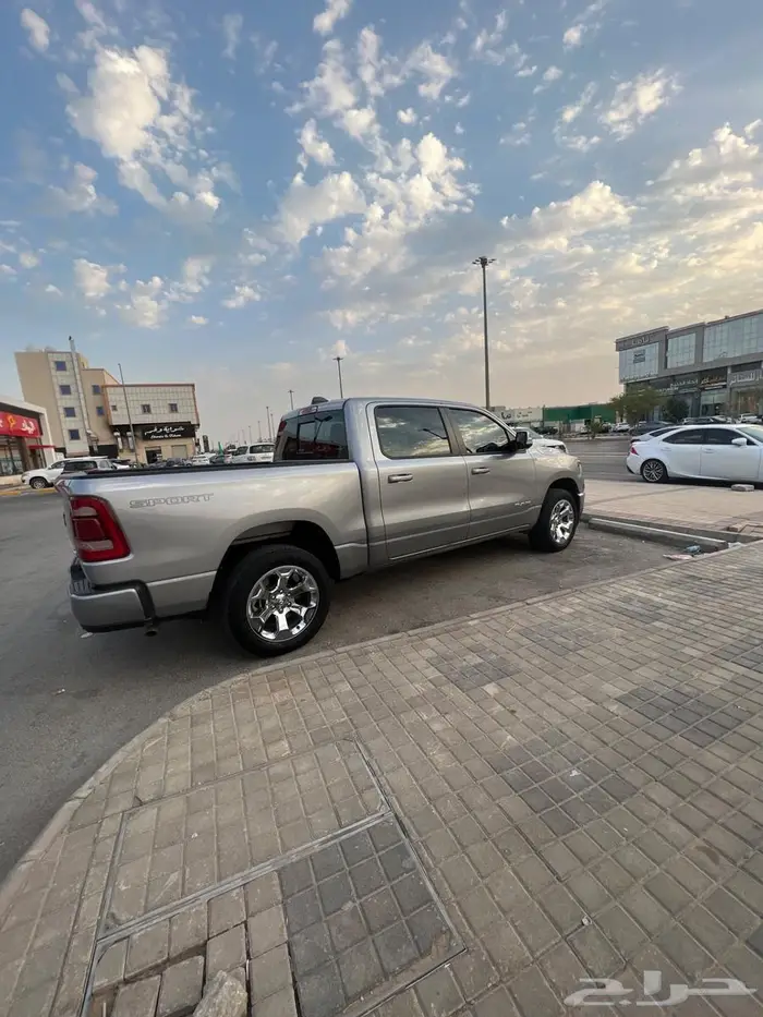 دودج رام بق هورن 1500 سبورت 7