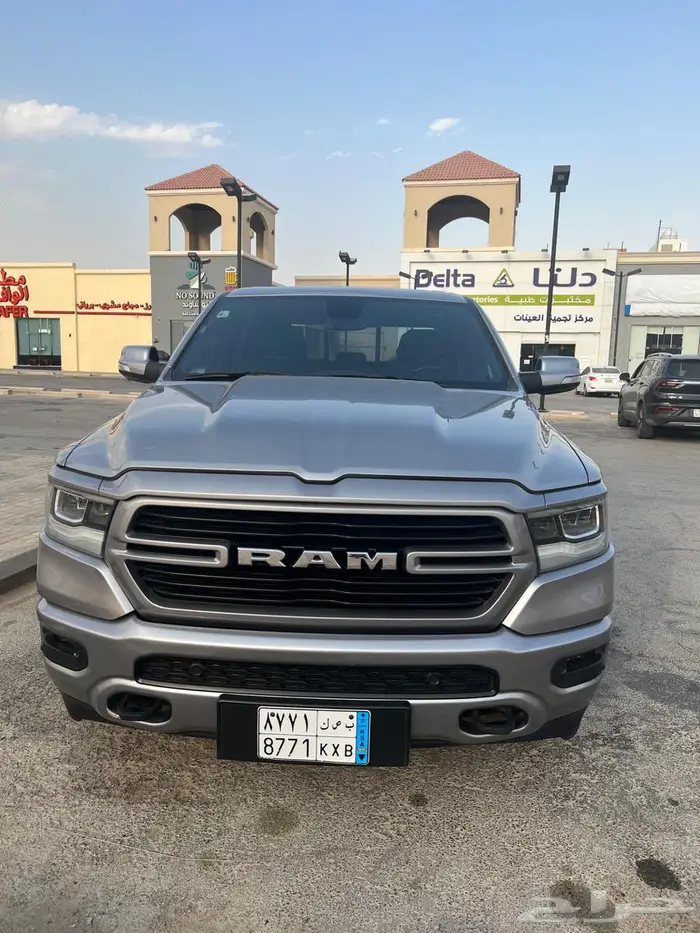 دودج رام بق هورن 1500 سبورت 17