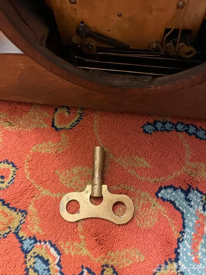 ساعة مفتاح انتيك antique clock 11