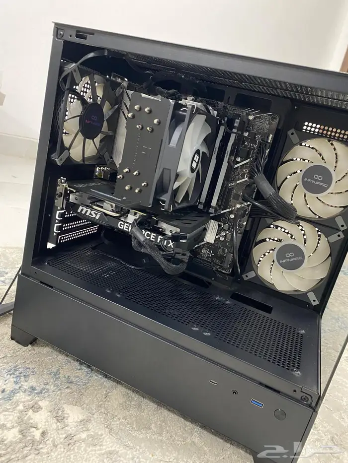 للبيع PC 4