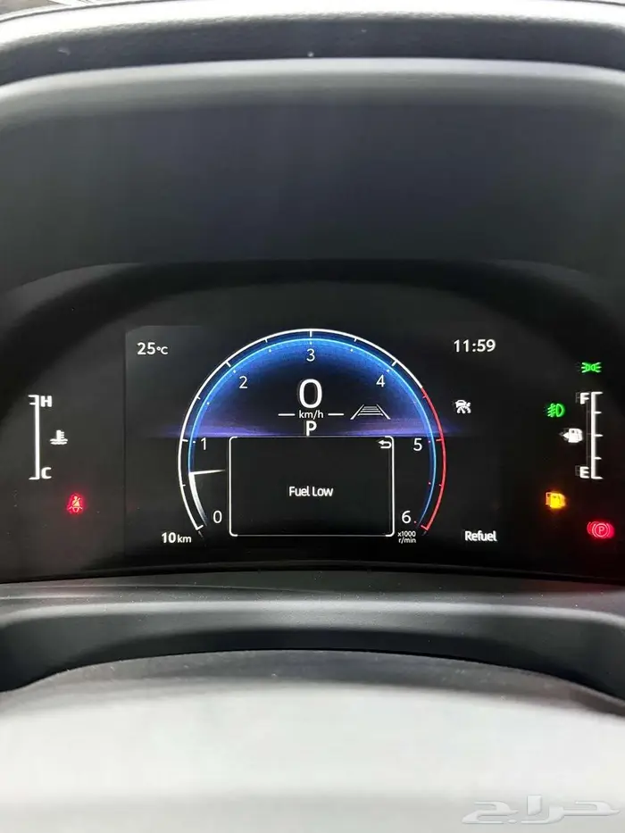 تويوتا لاندكرورز GXR L4 بنزين سعودي 2025 كاش وبنوك 11