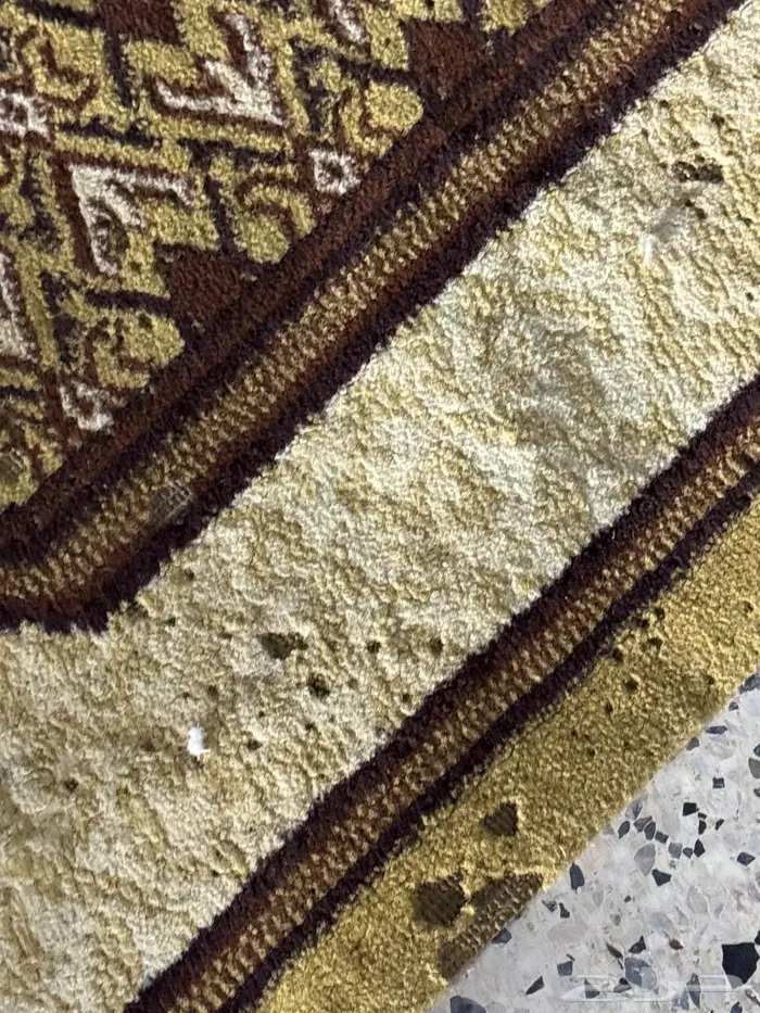 للبيع استاندات عرض اكسسوارت وموكيت وأسره نوم وكراسي مودرن 4