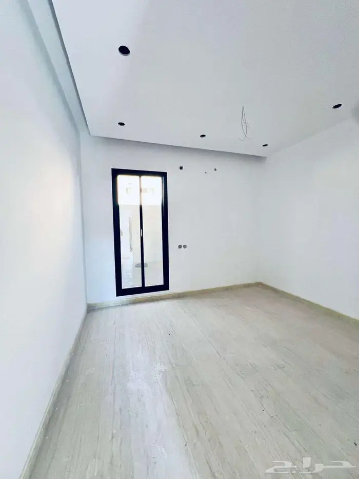 عمارة سكنية للبيع بمخطط الملك فهد 4