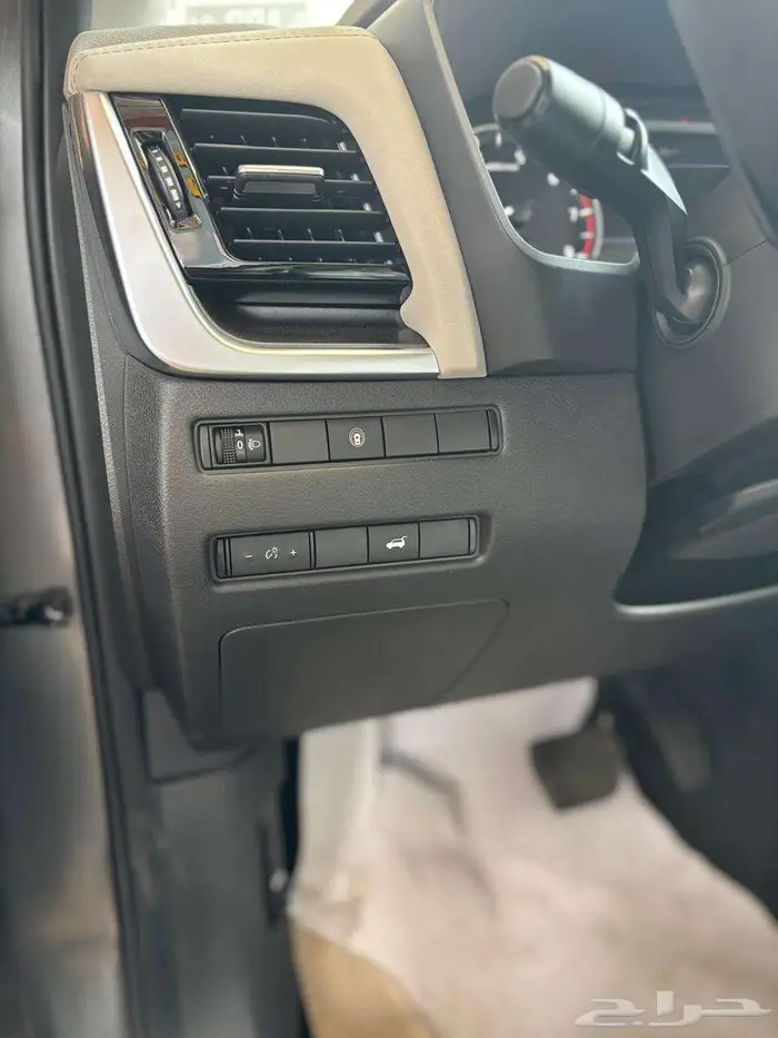 نيسان اكستريل sv plus 2025 4