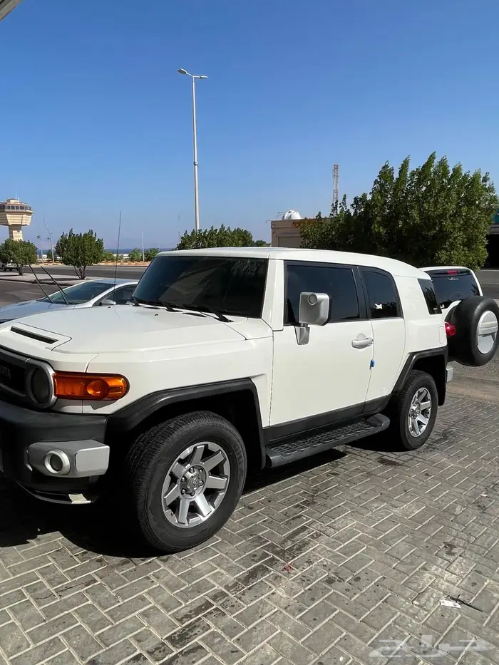 تايوتا اف جي 2014 4