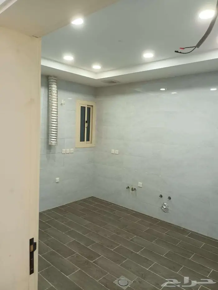 شقة عوائل للايجار حي الصفا مكيفات راكبة 17