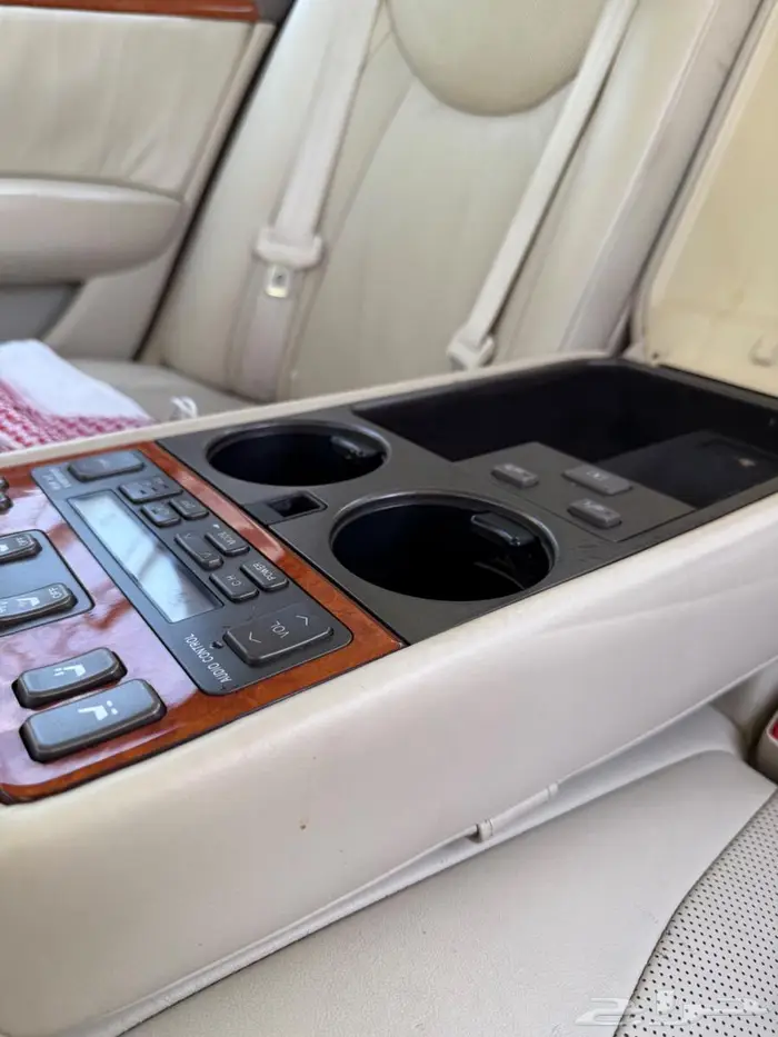 لكزس LS430 سعودي 2004 مخزن ممشى قليل 31