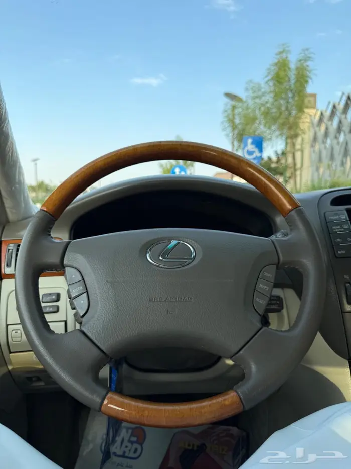 لكزس LS430 سعودي 2004 مخزن ممشى قليل 40