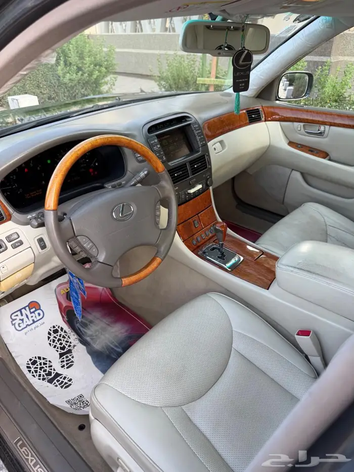 لكزس LS430 سعودي 2004 مخزن ممشى قليل 19