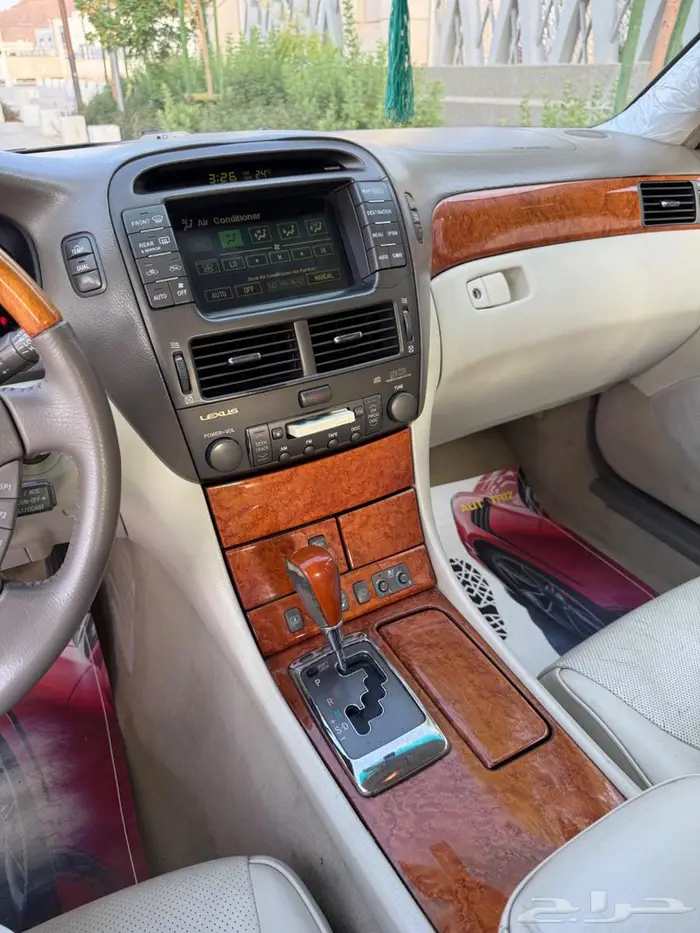 لكزس LS430 سعودي 2004 مخزن ممشى قليل 47