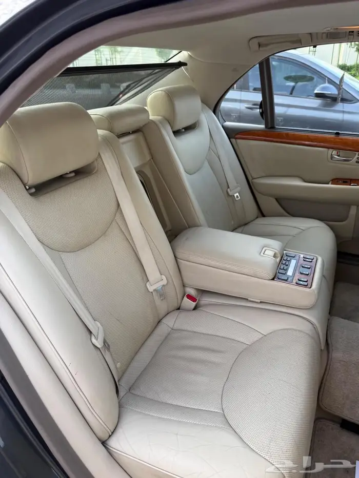 لكزس LS430 سعودي 2004 مخزن ممشى قليل 55