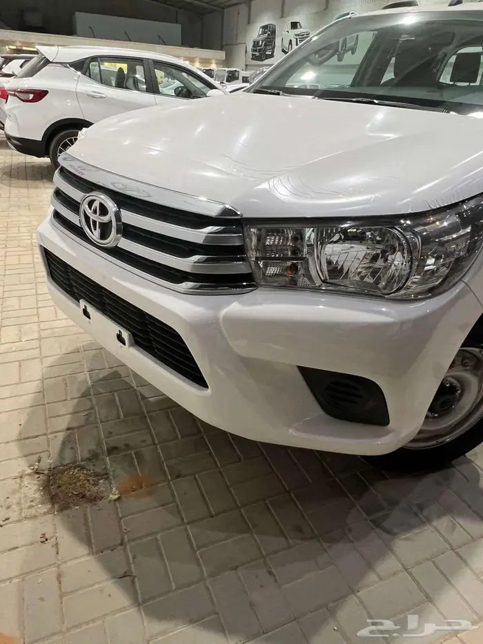 هايلوكس DLX سلق غمارتين م2.4 دبل ديزل تماتيك بريمي 2025 2