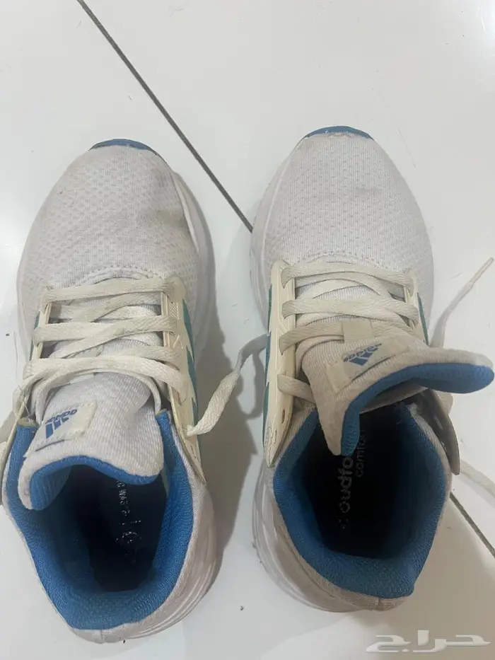حذاء اديداس 2