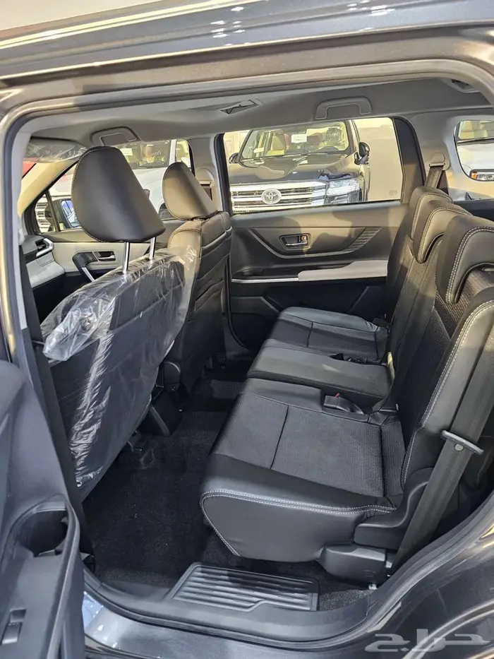 تويوتا فيلوز GLX 2025 15