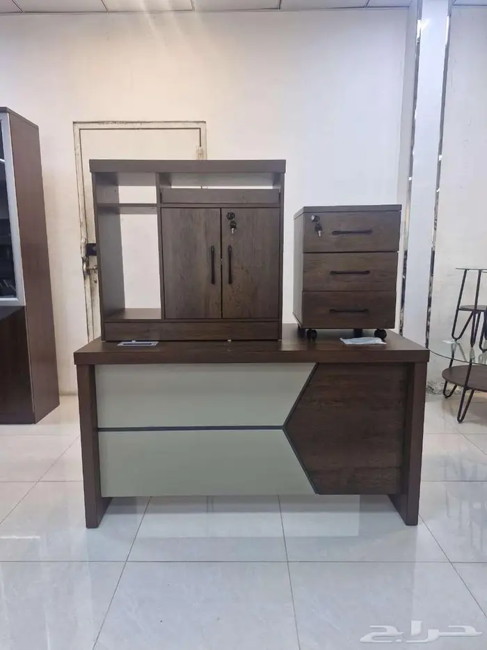 مكاتب إدارية فاخرة.. لأناقة العمل بقياسات متعددة 4