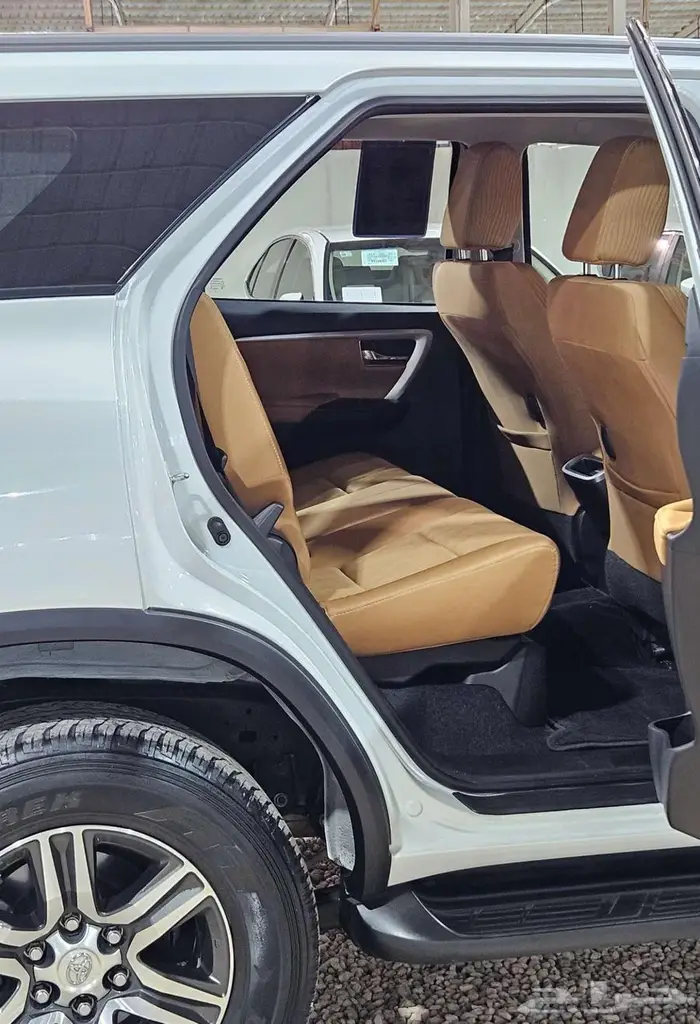 تويوتا فورتشنر 2023..VX.1 55