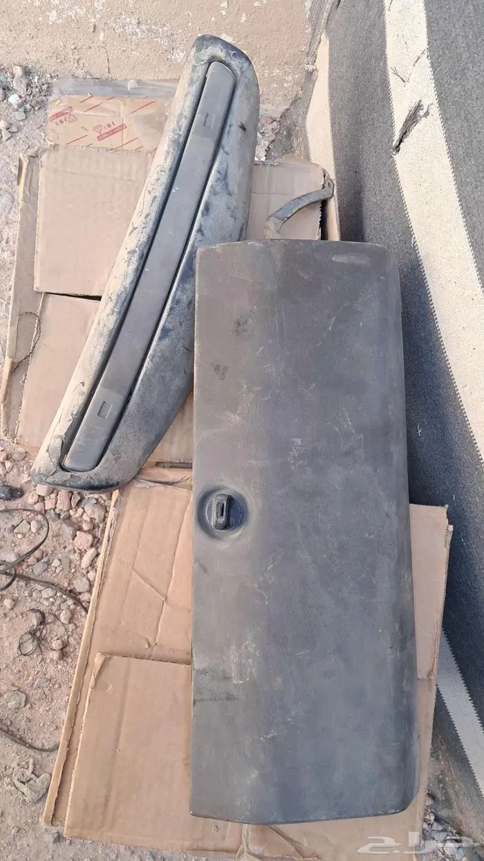 للبيع قطع ددسن 78 قديم غليون من مديل 79 وتحت كل القطع فيه 79