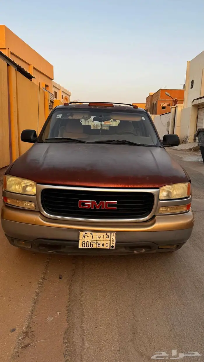 GMC سوبربان موديل 2000 10