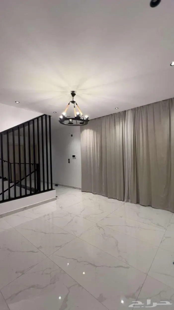 فيلا بالمدينة المنورة بحي طيبة بالقرب من جامعة طيبة بالسلام 11