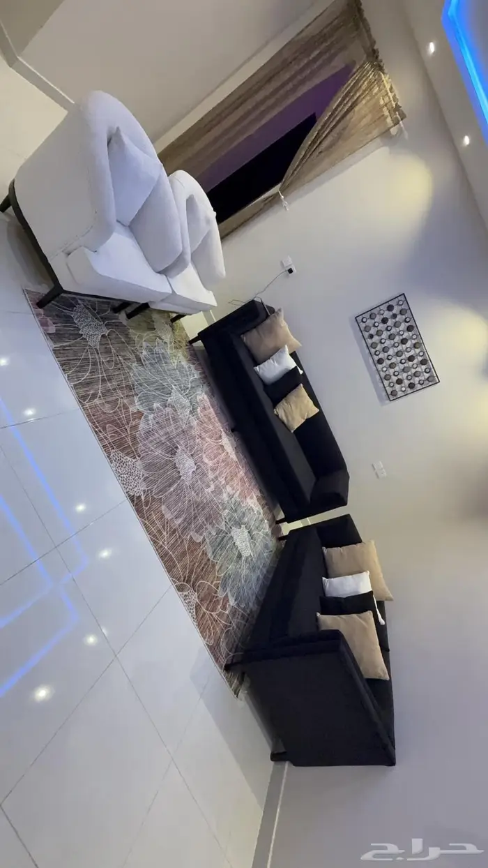 طقم كنب تفصيل نظيف جدا 8