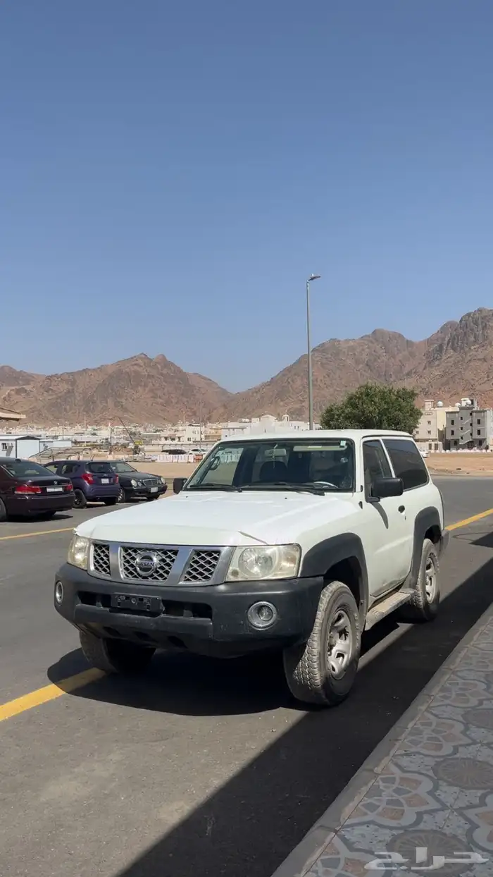 جيب ربع نيسان باترول 2011 0