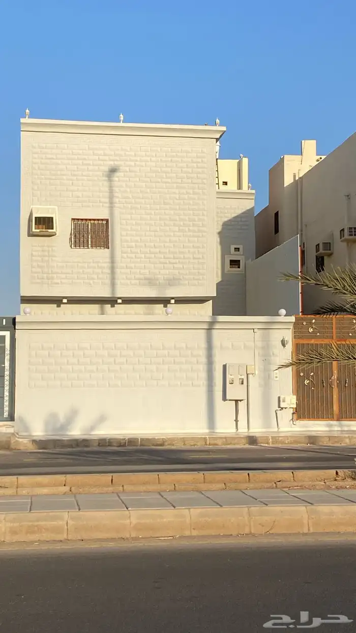 فيلا للبيع حي الدفاع 0