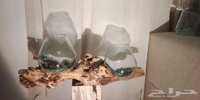 فازه زجاج مصهور مع قاعده خشب طبيعي 6