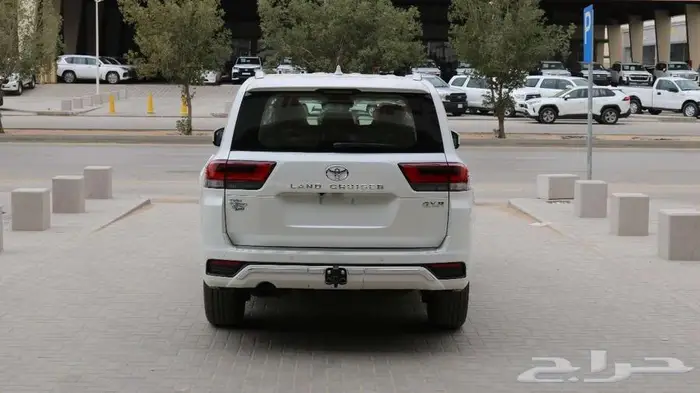 تويوتا لاندكروزر GXR4 بنزين 2025 متوفر كاش _ اقساط 6