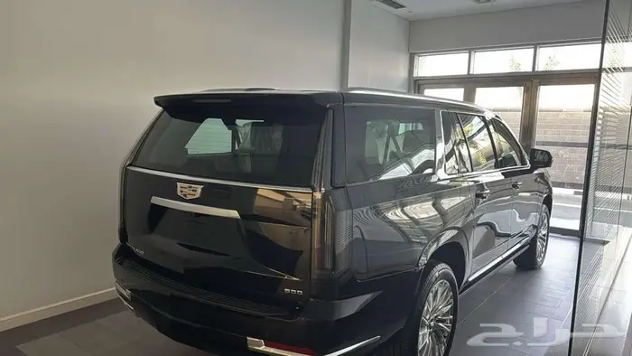 كاديلاك اسكاليد بريميوم طويل 2025 5