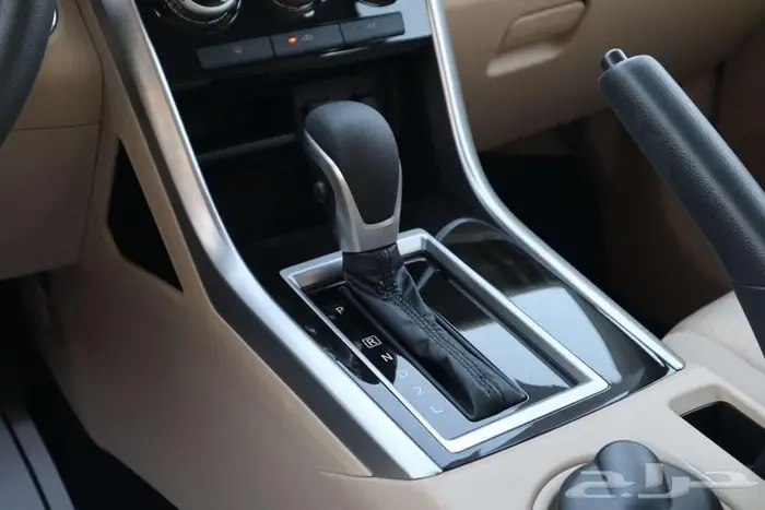 ميتسوبيشي اكسباندر 2025 هاي لاين كاش و اقساط 9