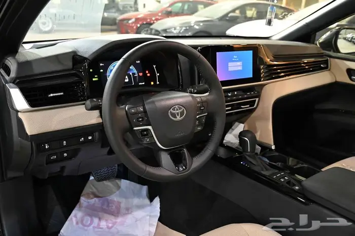 تويوتا كامري LE 2025 هايبرد سعودي جديد 13