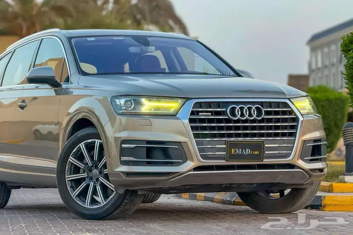 اودي Q7 ذهبي 2016 سماكو نظيف 1