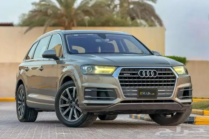 اودي Q7 ذهبي 2016 سماكو نظيف 0
