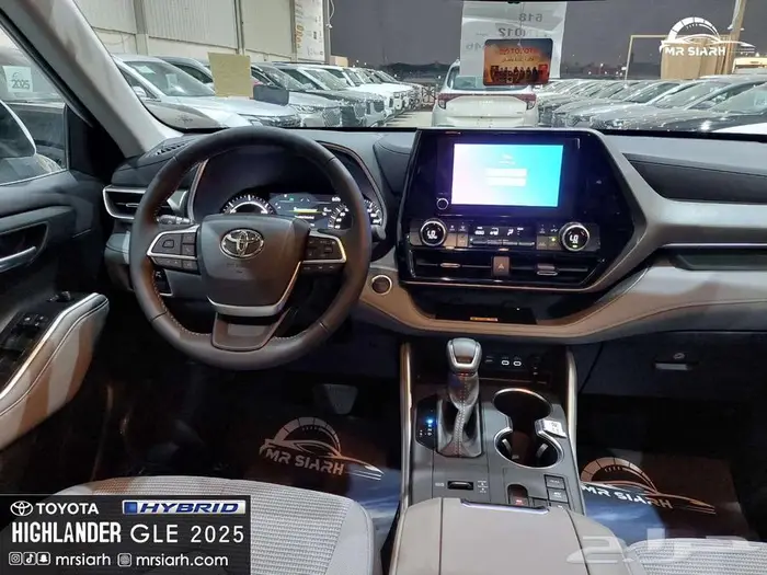 تويوتا هايلاندر GLE هايبرد 2025 19