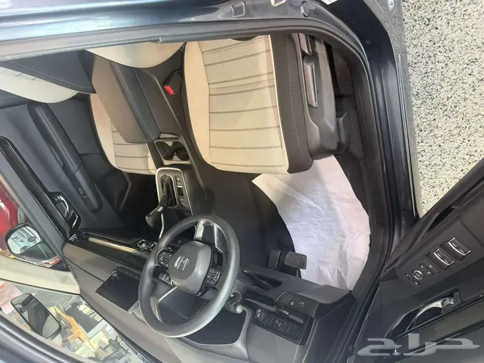 هوندا CRV 2025 فئة LX بالنقد والتقسيط والتصدير 12