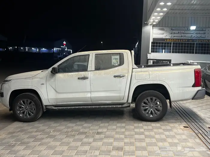 ميتسوبيشي L200 غمارتين دبل نص فل اوتوماتيك 2024 7