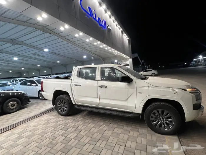 ميتسوبيشي L200 غمارتين دبل نص فل اوتوماتيك 2024 2