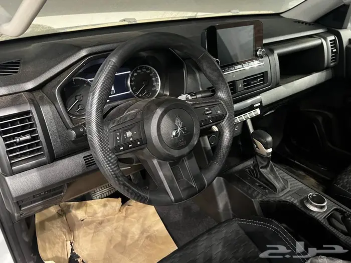 ميتسوبيشي L200 غمارتين دبل نص فل اوتوماتيك 2024 14