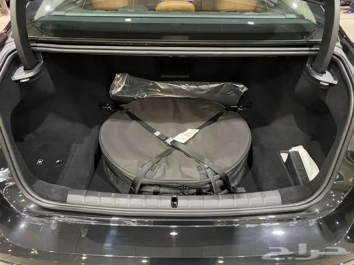 بي ام دبليو 735i موديل 2026 اسود خليجي 35