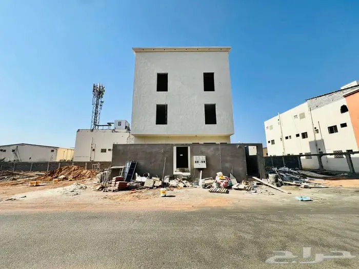 عمارة سكنية للبيع بمخطط الملك فهد 0