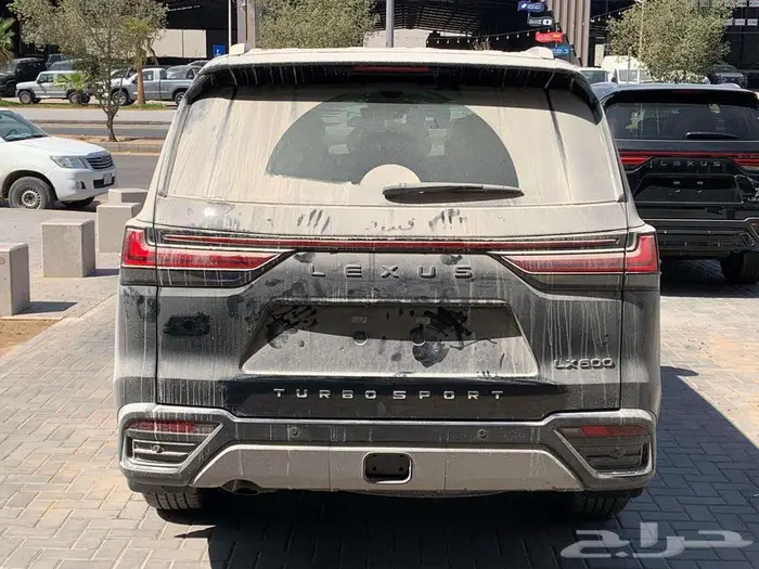 لكزس-LX600 BB -بريمي 2024 اسود 5