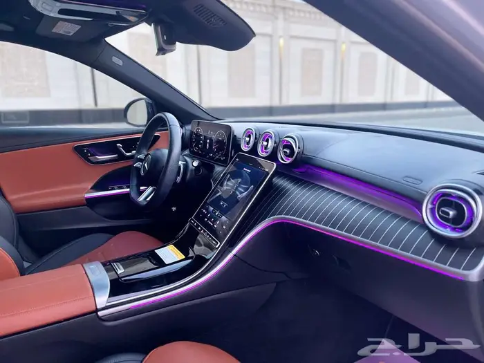 مرسيدس C300 AMG Line 2023 18