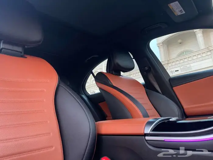 مرسيدس C300 AMG Line 2023 19