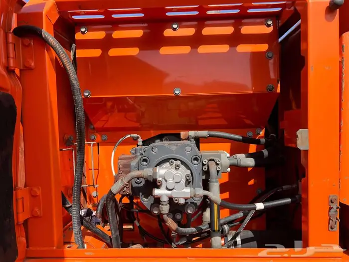 بوكلين دوسان 225 موديل 2014 معرض رواد المعدات 5