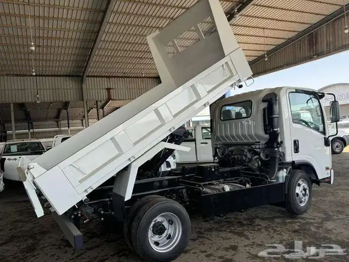 ايسوزو قلاب 5 طن 2025 5