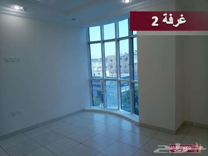 للايجار مكتب اداري رقم 201 بمركز مليباري بلازا 18